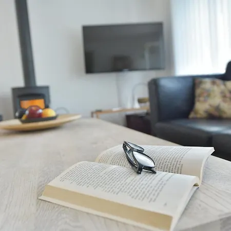 Sylvie - 1-5km From The Sea By Interhome בית נופש